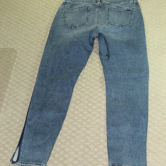 G Giuliana G-Sculpt Women's Size 32" x 30" Straight Santa Monica Wash Blue Jeans - Picture 2 of 6